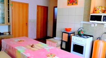 Фото номера Апартаменты с 3 спальнями Гостиница Guest House Satis г. Сатис 11